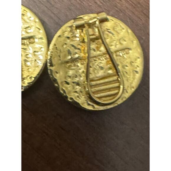 LIZ CLAIBORNE LCI SIGNED EARRINGS CLIP ON ROUND TONE FINISH 1" - Picture 3 of 3